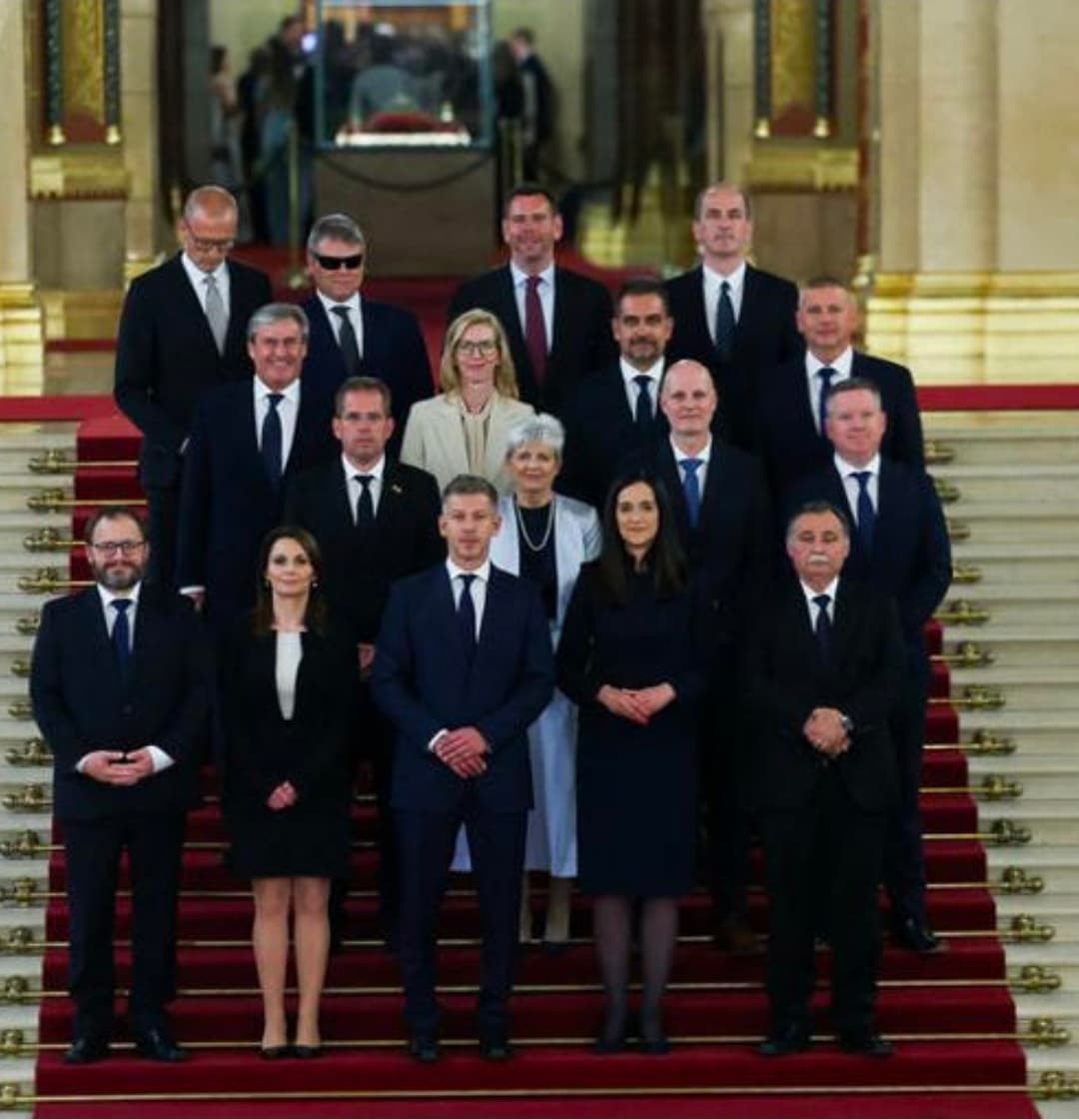 Institutional delegation received on the ceremonial staircase in Budapest